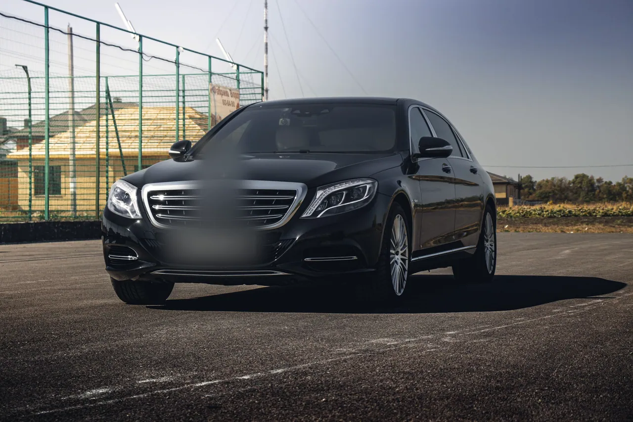 First Class Sedan — S-sınıfı tipi first class sedan