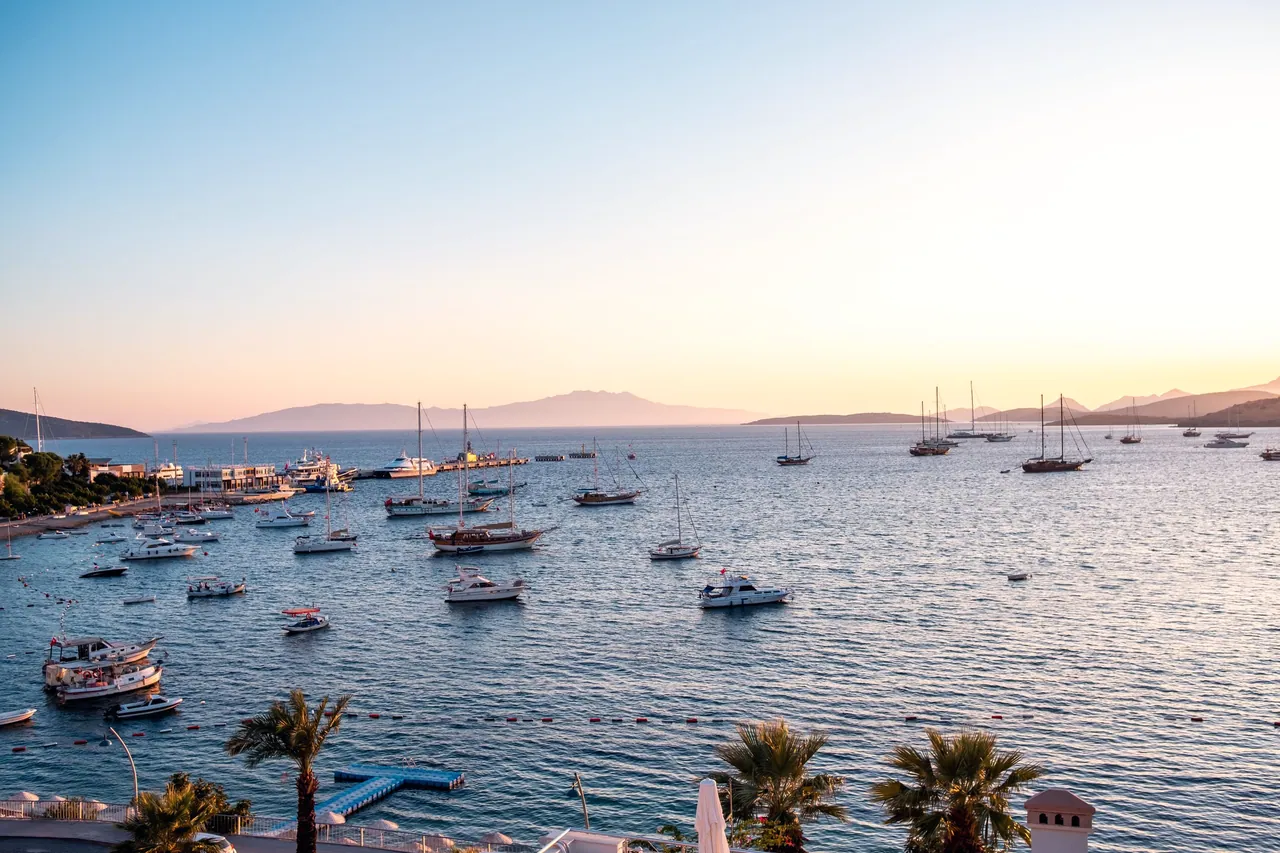 Bodrum Havalimanı → Yalıkavak Marina VIP transfer